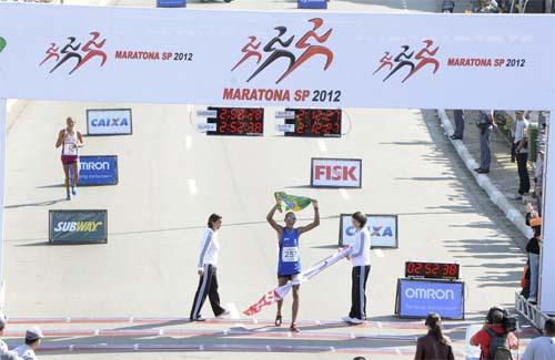 Solonei Rocha da Silva venceu a Maratona de SP 2012 / Foto: Ronaldo Milagres/MBraga Comunicação